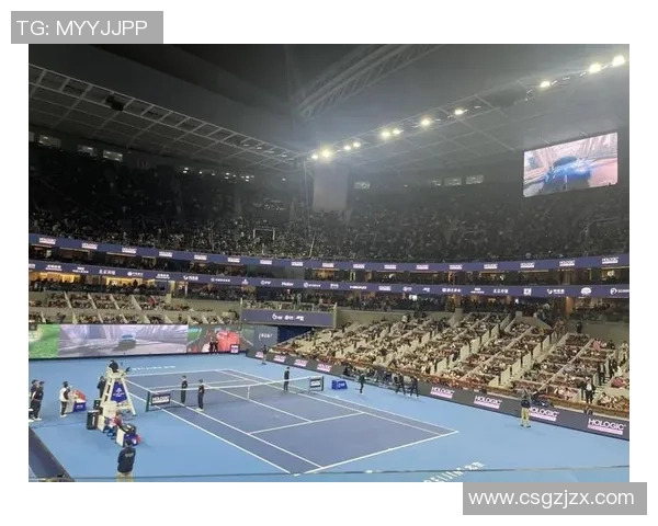 保罗领衔的足球王朝崛起 揭示球场背后的坚持与荣耀 保罗领衔的足球王朝崛起 揭示球场背后的坚持与荣耀